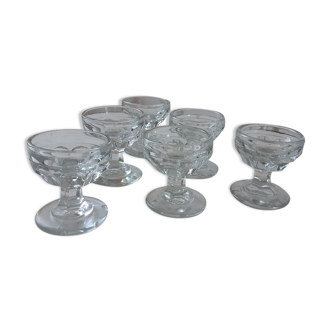 Set of 6 cups in molded glass pressed late nineteenth