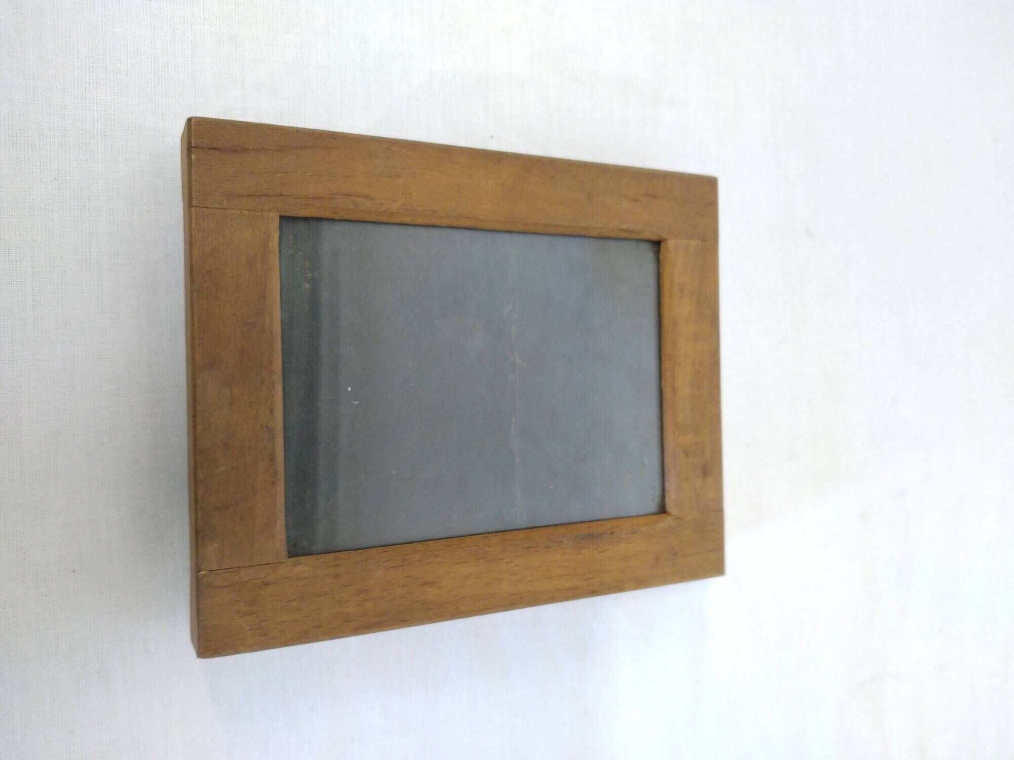 Photo frame in wood and glass