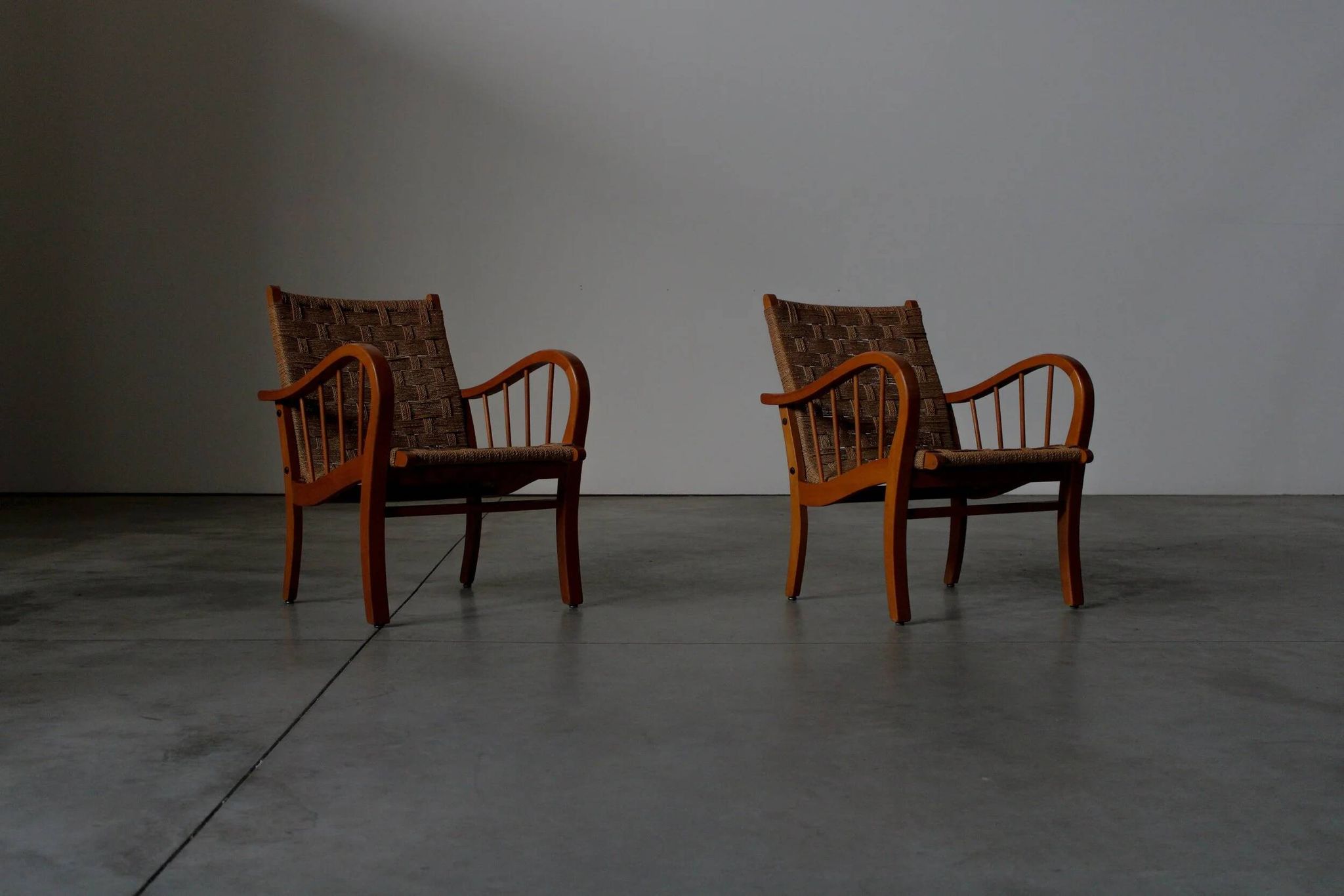 Pair of oak and rope arm chairs - Germany 1950s