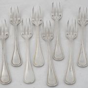 Christofle Albi, 10 silver-plated cake forks, excellent condition.