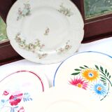 Assortment of 6 dinner plates