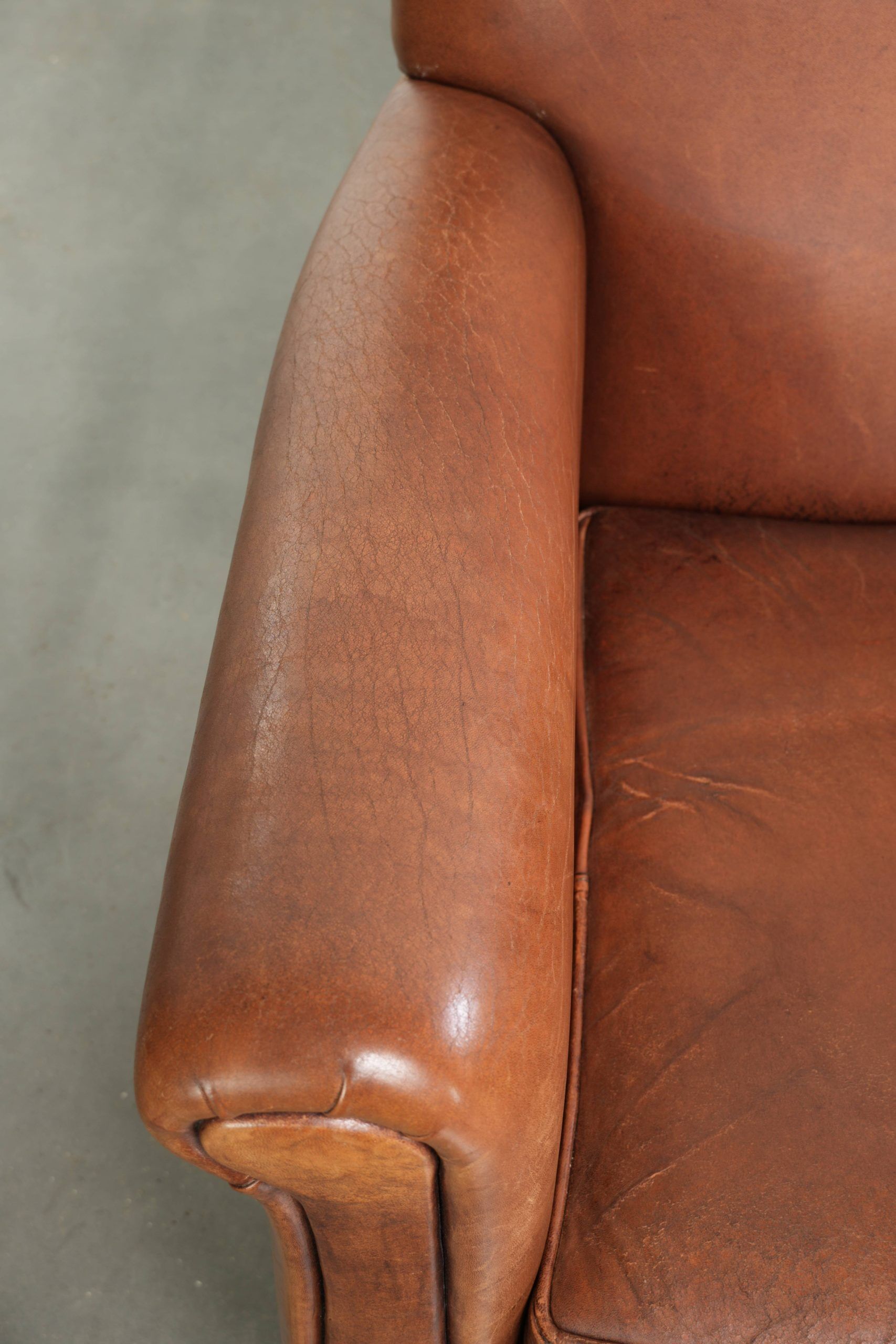 Comfortable set of sheepskin armchairs with and a timeless design