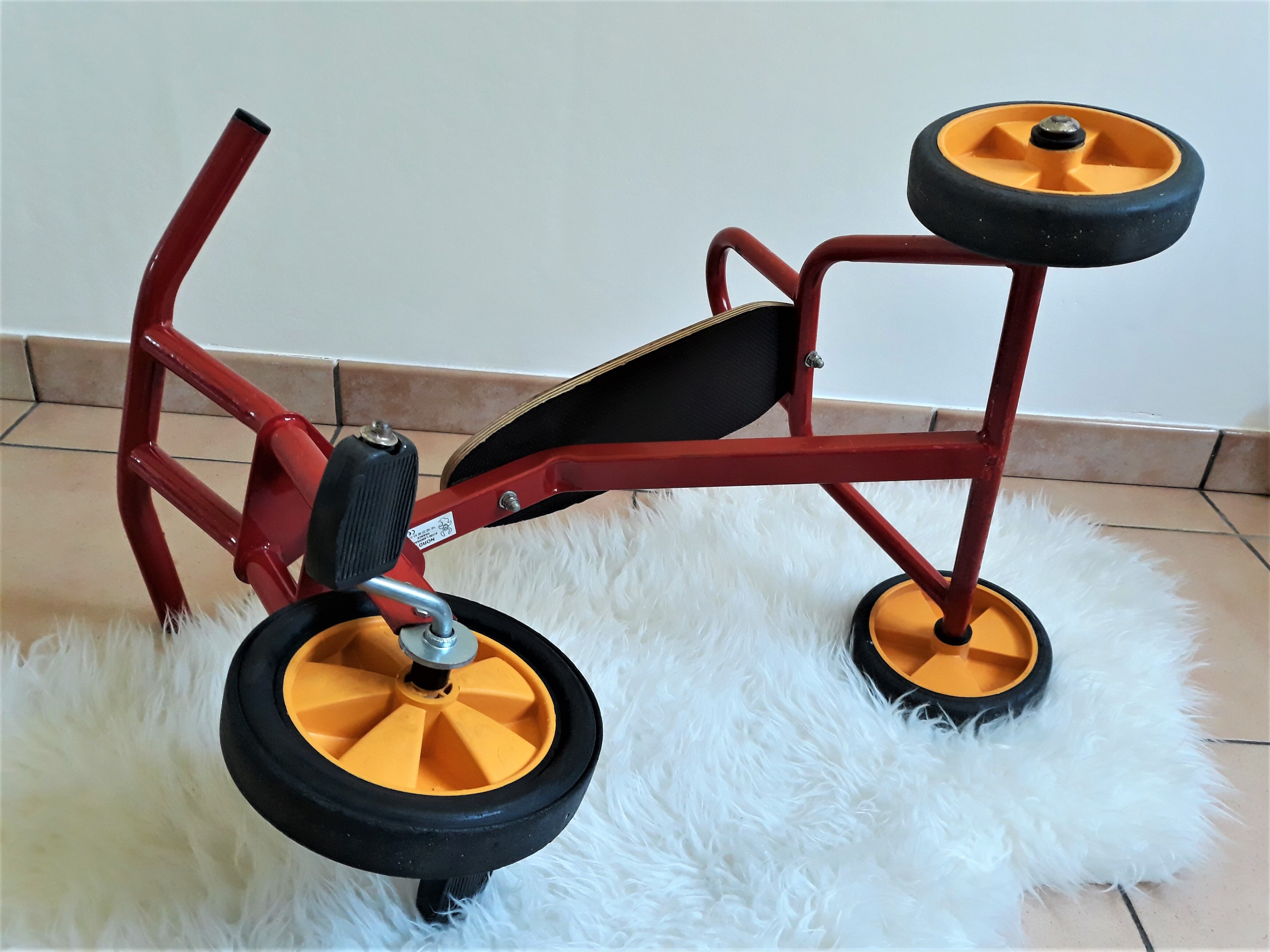 Tricycle vintage de marque Nordy