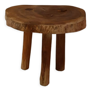 Tabouret brutaliste en bois massif