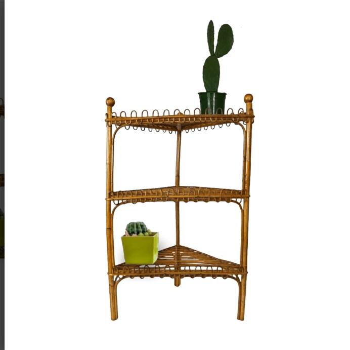 Étagère d'angle sur pied en bambou et rotin