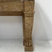Napoleon III fireplace with claw feet in speckled marble, 19th century.