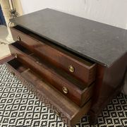 Empire chest of drawers, early 19th century period in mahogany veneer