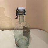 Pharmacy bottle with porcelain stopper