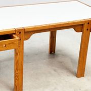 Bureau en pin original des années 1970