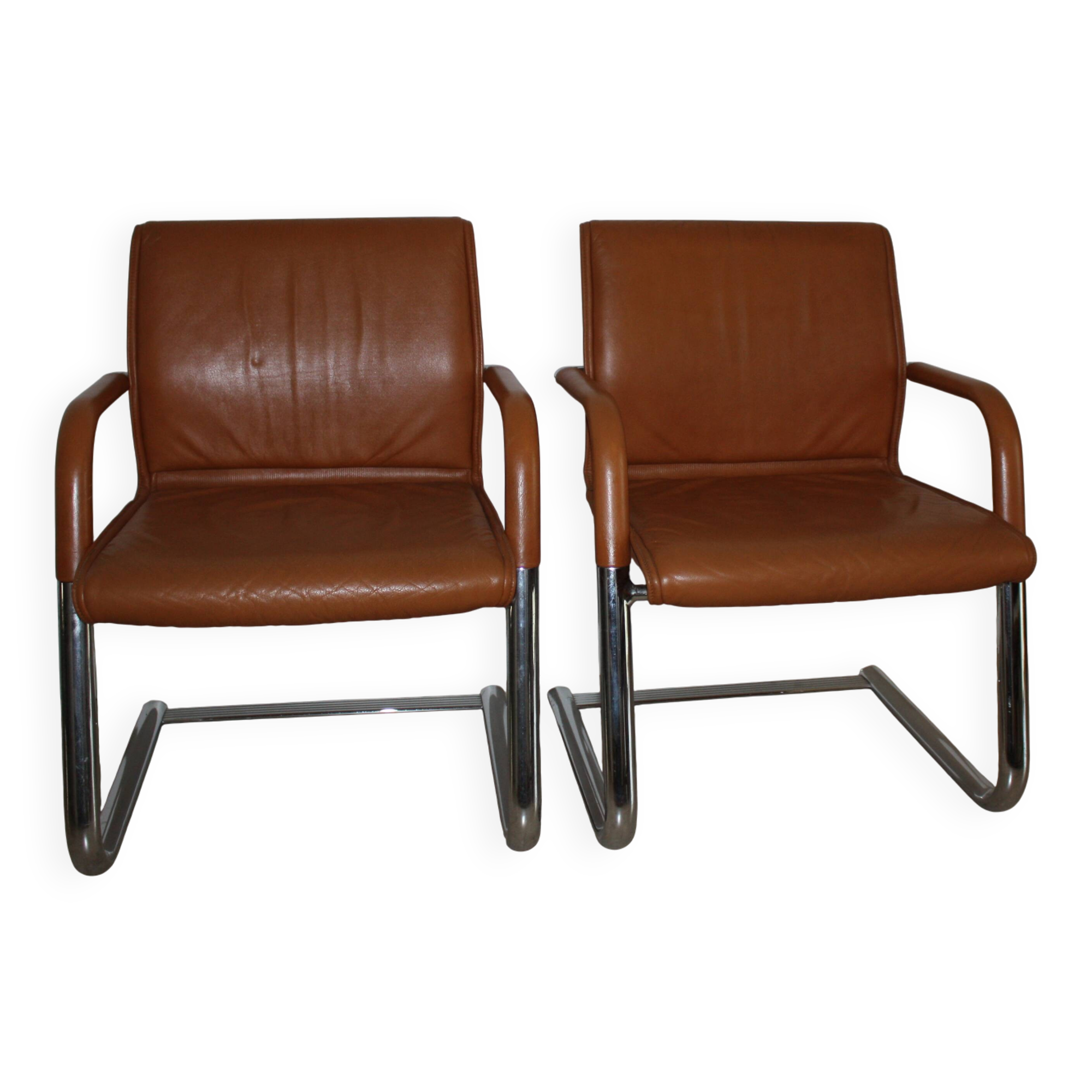 Pair of wilkhahn brand chairs from the 1980s.