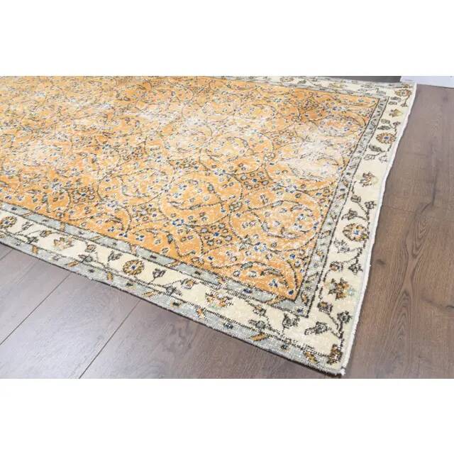 1970s vintage Turkish hand-knotted area rug 114x192