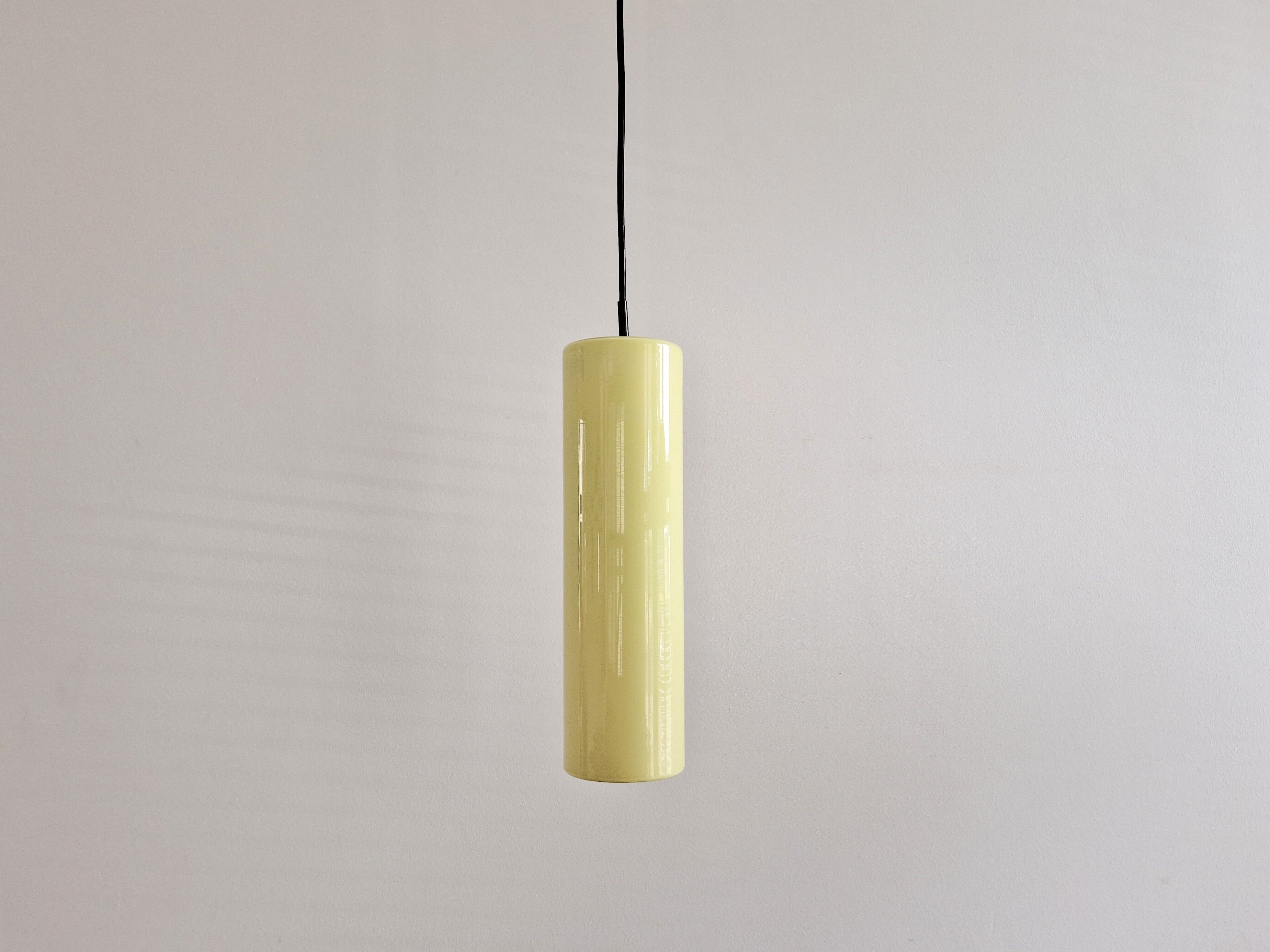 Large yellow Murano glass pendant lamp by Massimo Vignelli for Venini, Italy 1960's