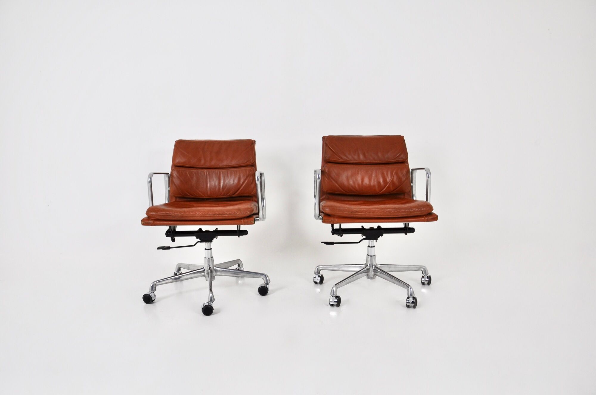 EA 217 Soft Pad Chairs in Cognac Leather by Charles & Ray Eames for ICF, 1970s set of 2