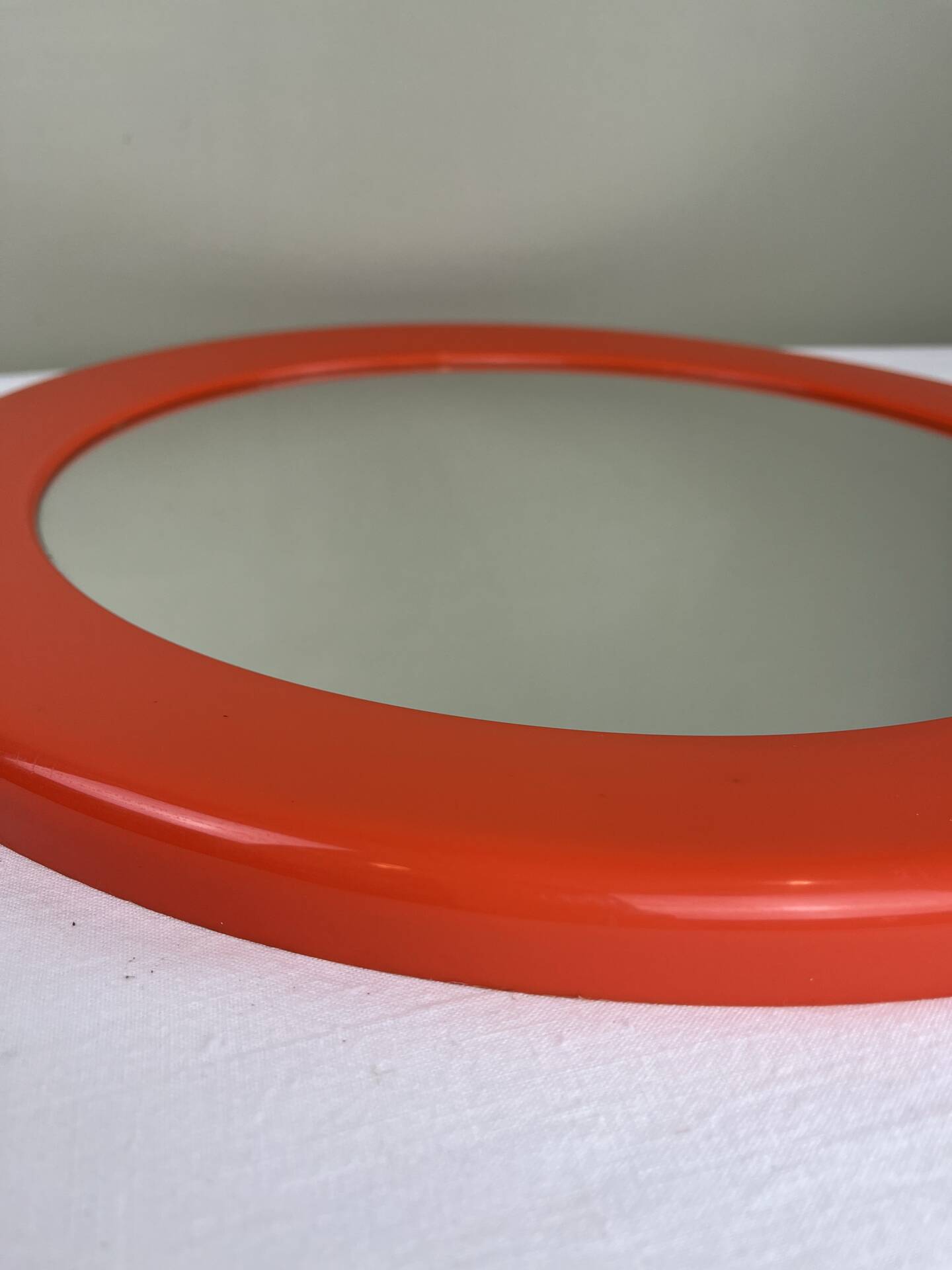 Miroir orange vintage