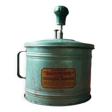 Salad spinner