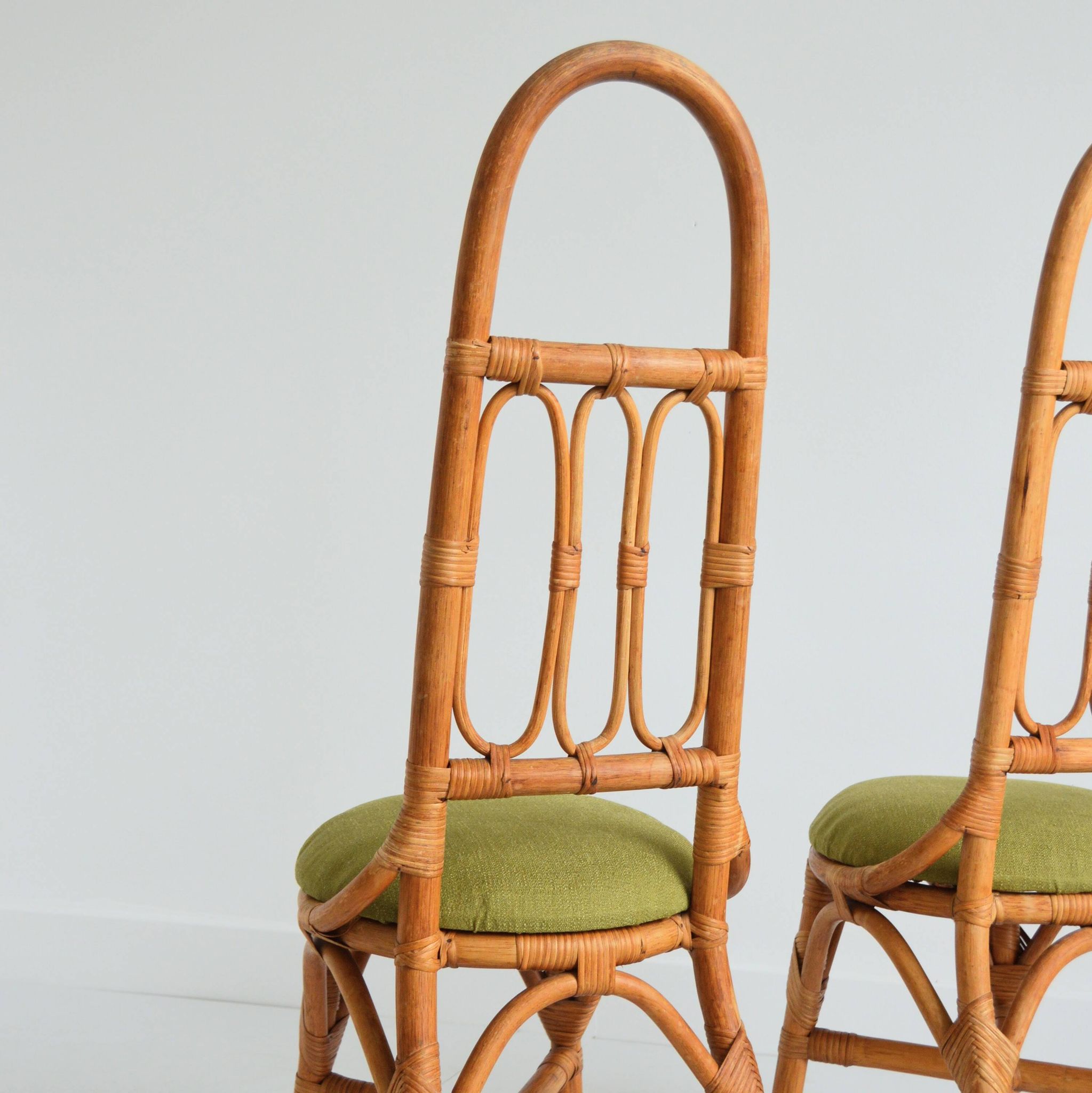 Pair of Italian high chairs in bamboo and rattan from the 1960s.