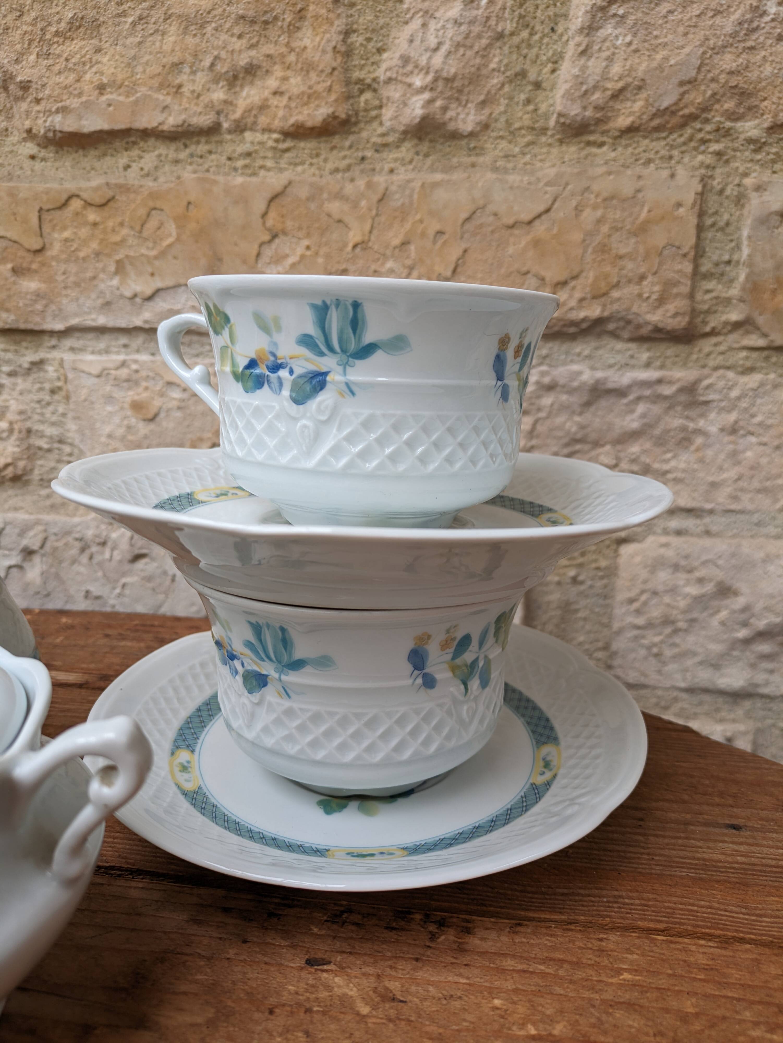 Limoges porcelain tea set L. Lourioux