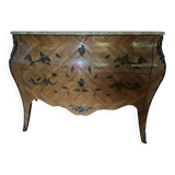 Commode style Louis XV