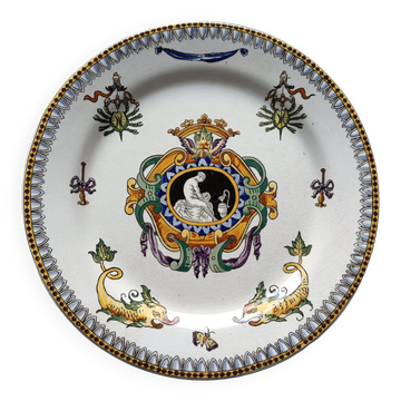 Plate in Gien