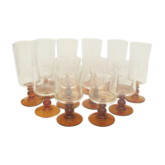 Plateau with 6 wine glasses and 6 champagne flutes