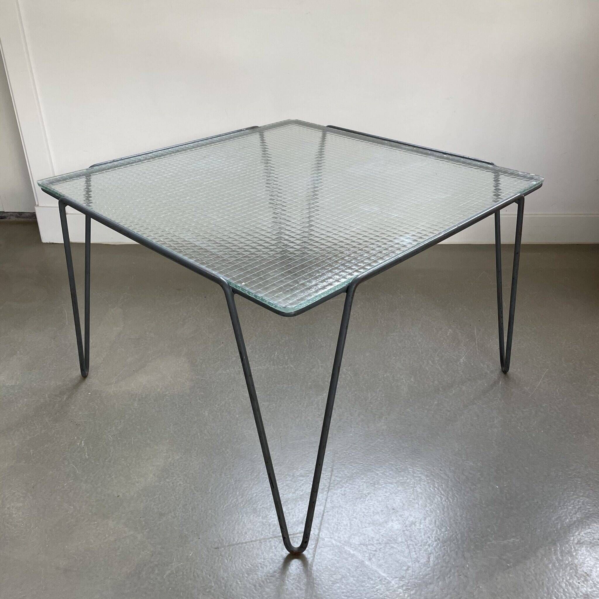 Minimalist, industrial side or coffee table, Arnold Bueno de Mesquita, 1950s