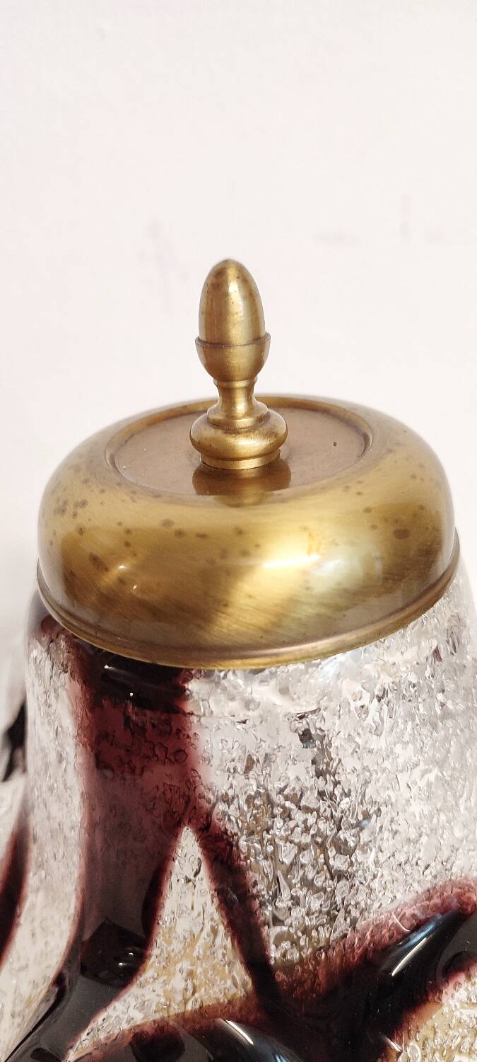 Lampe de table avec tulipe en cristal. Italie, années 1980.