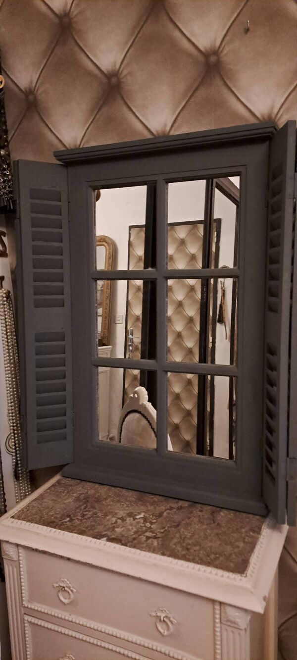 Miroir volet trompe l'oeil bois gris foncé 1990 / objet de décoration murale Miroir façon volets