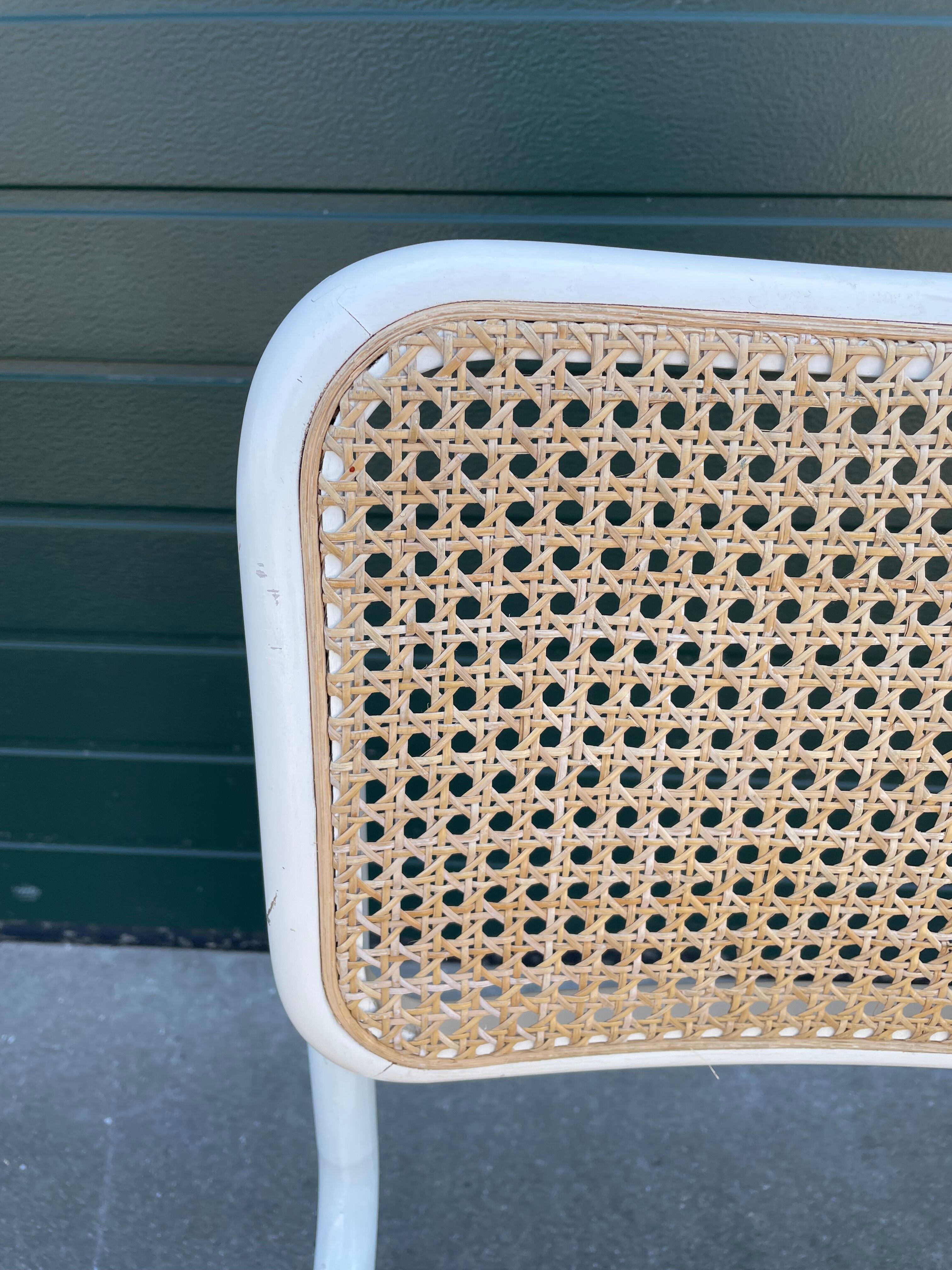 Cesca design chair b32 model in white