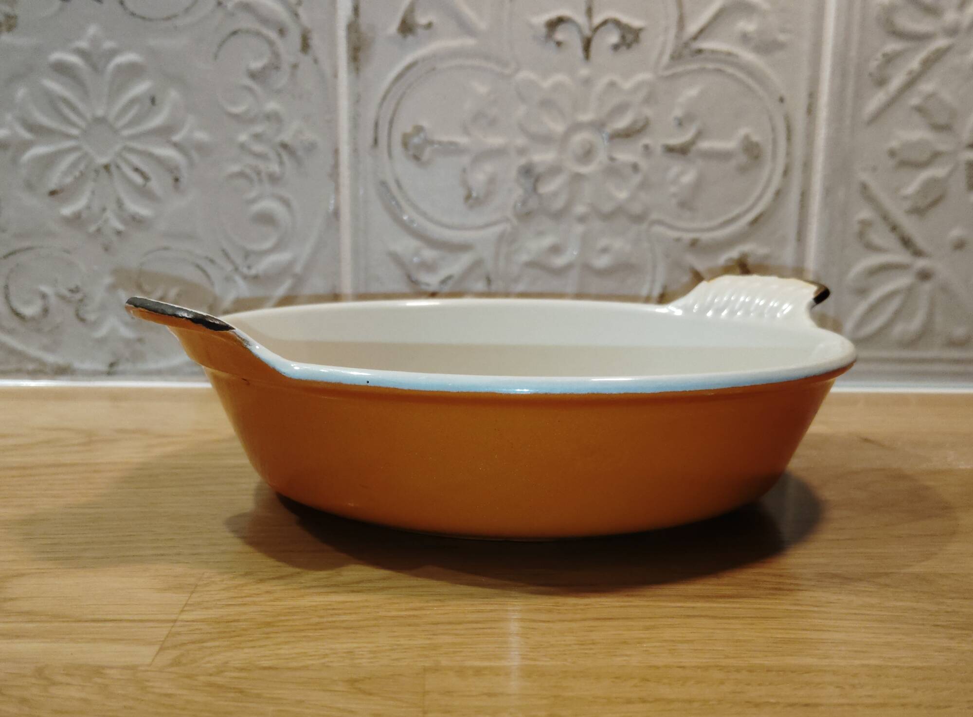 Le creuset - enameled cast iron gratin dish - french - vintage