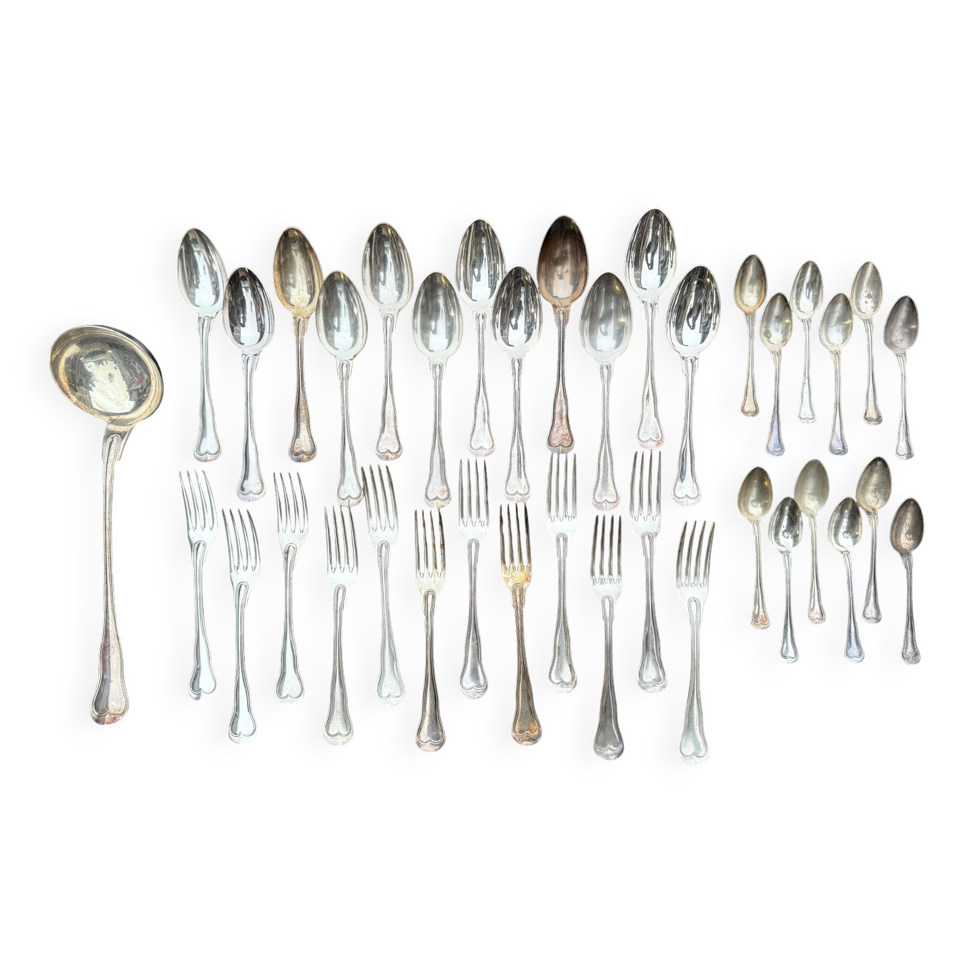 Christofle 37-piece cutlery set, Filet violon model