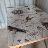 Vintage compass leg table