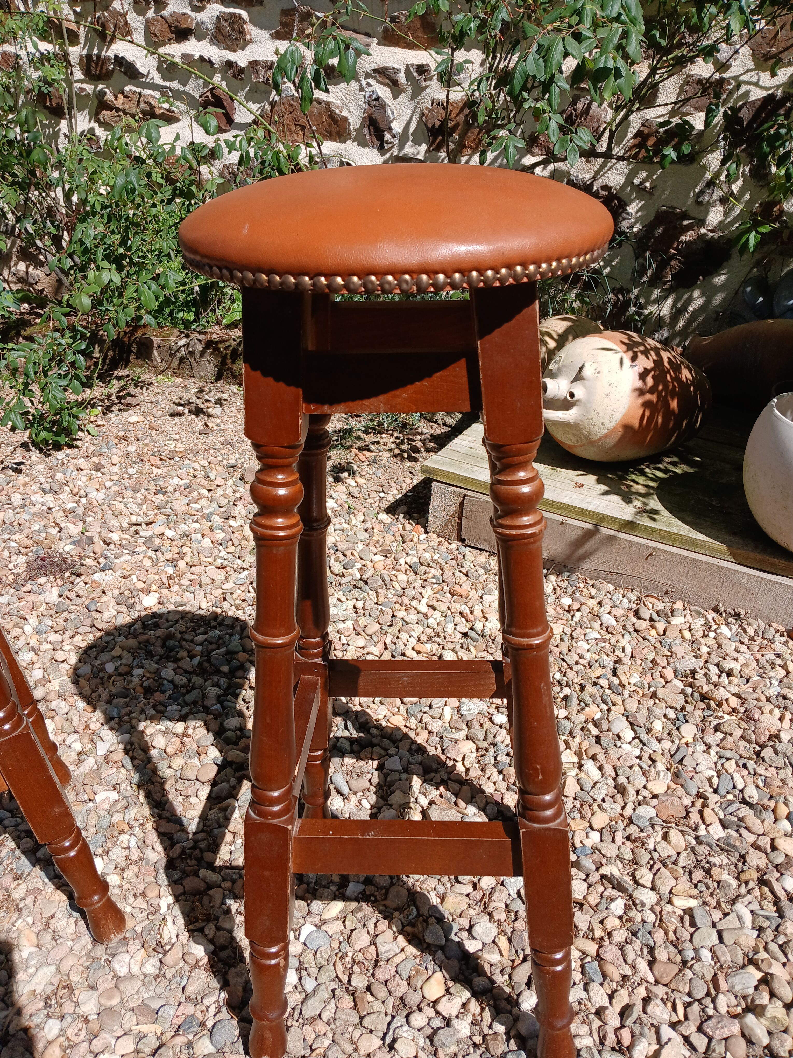 2 vintage bar stools
