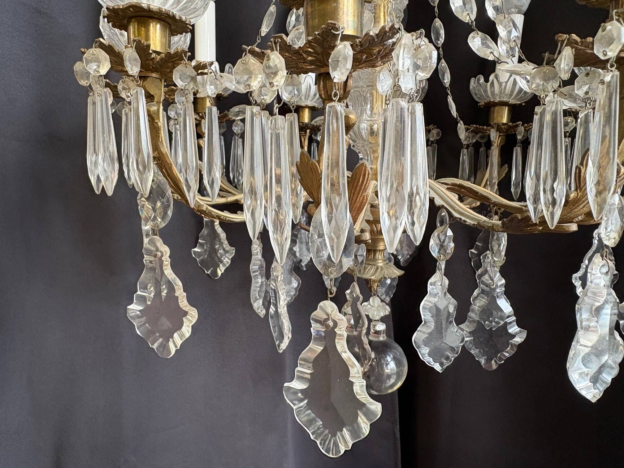 Large chandelier with glass and gilded brass pendants – 10 arms – 80 cm