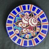 Plat en faïence polychrome de Longwy, vers 1930