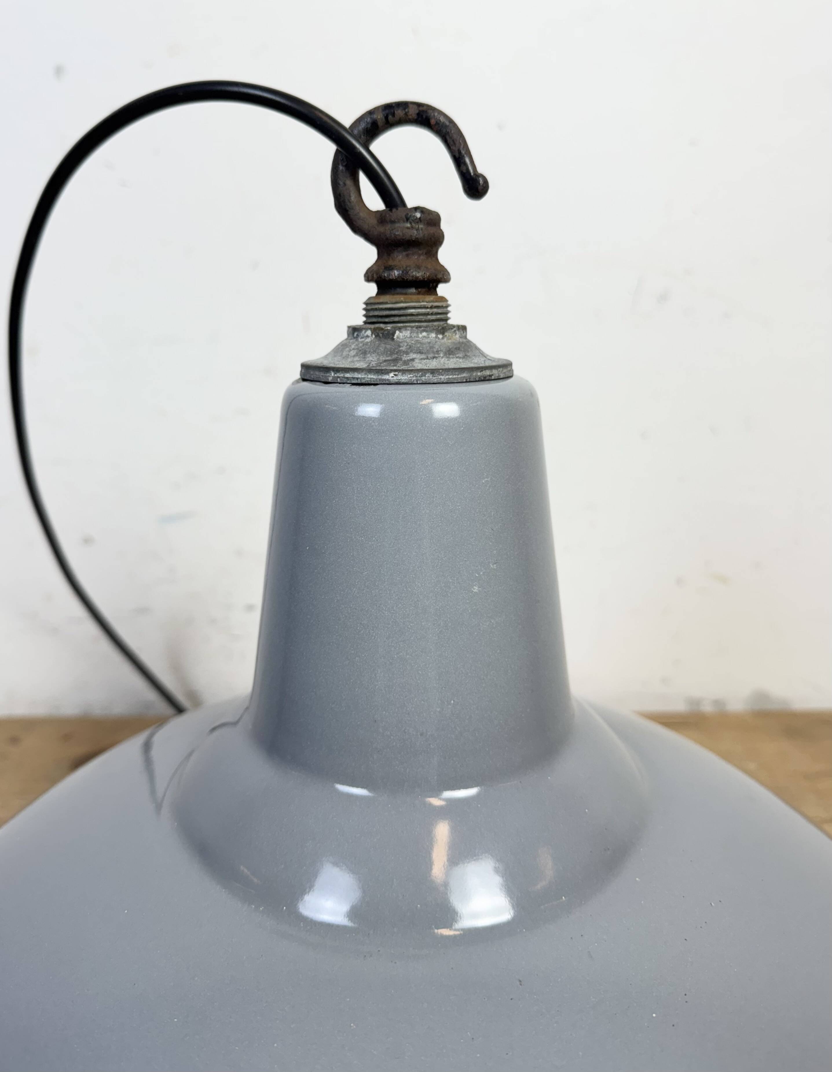 Industrial British Grey Enamel Factory Pendant Lamp, 1960s