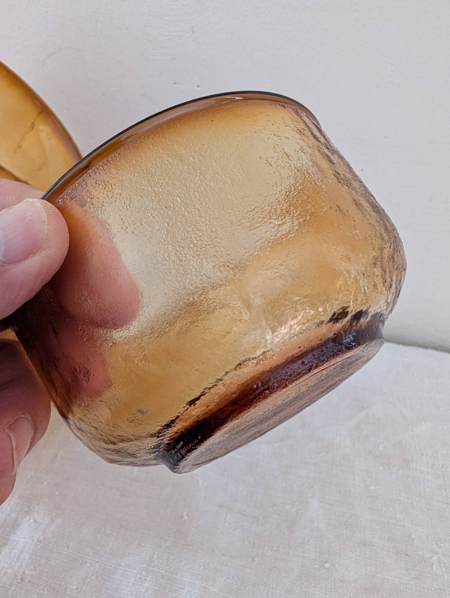 5 textured amber glass bowls – France, 1970s
