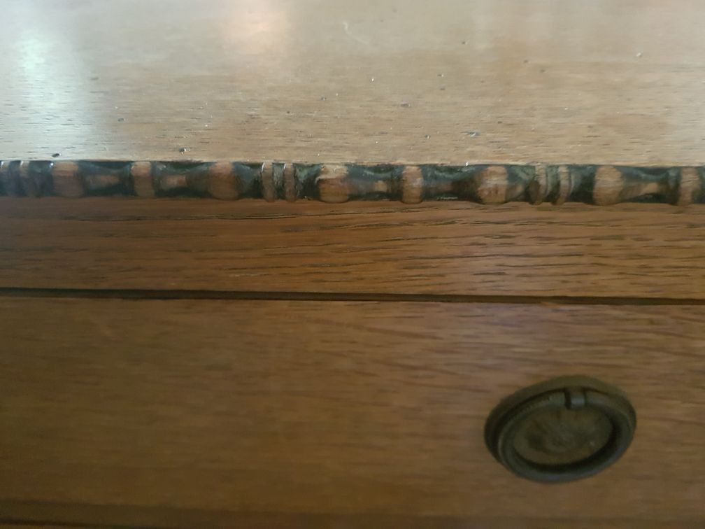 Victorian-era hairdresser