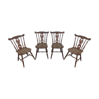 4 western-style chairs