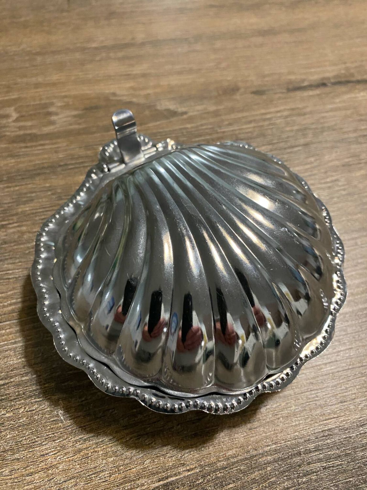 Beurrier coquille Saint-Jacques inox
