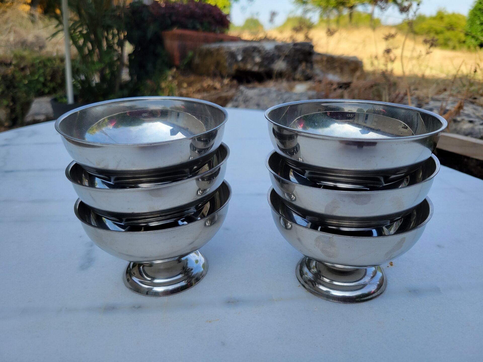 6 stainless steel ice cream bowls