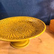 Gien footed dish.