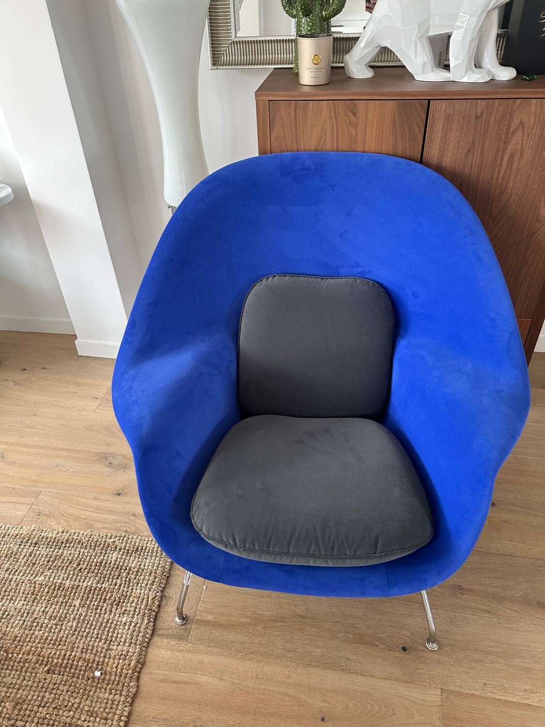 Womb Chair Eero Saarinen Knoll Studio