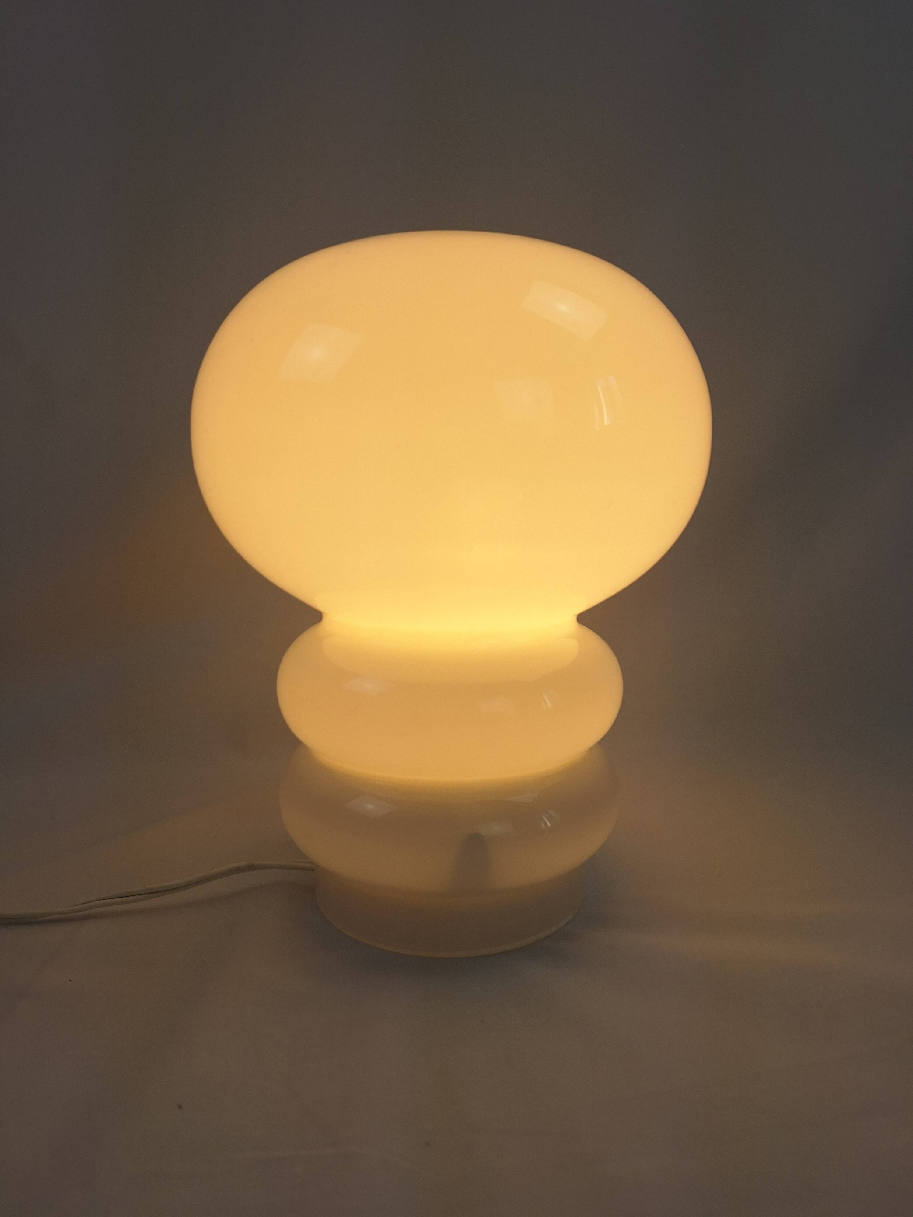 Lampe verre 70s vintage space age art déco