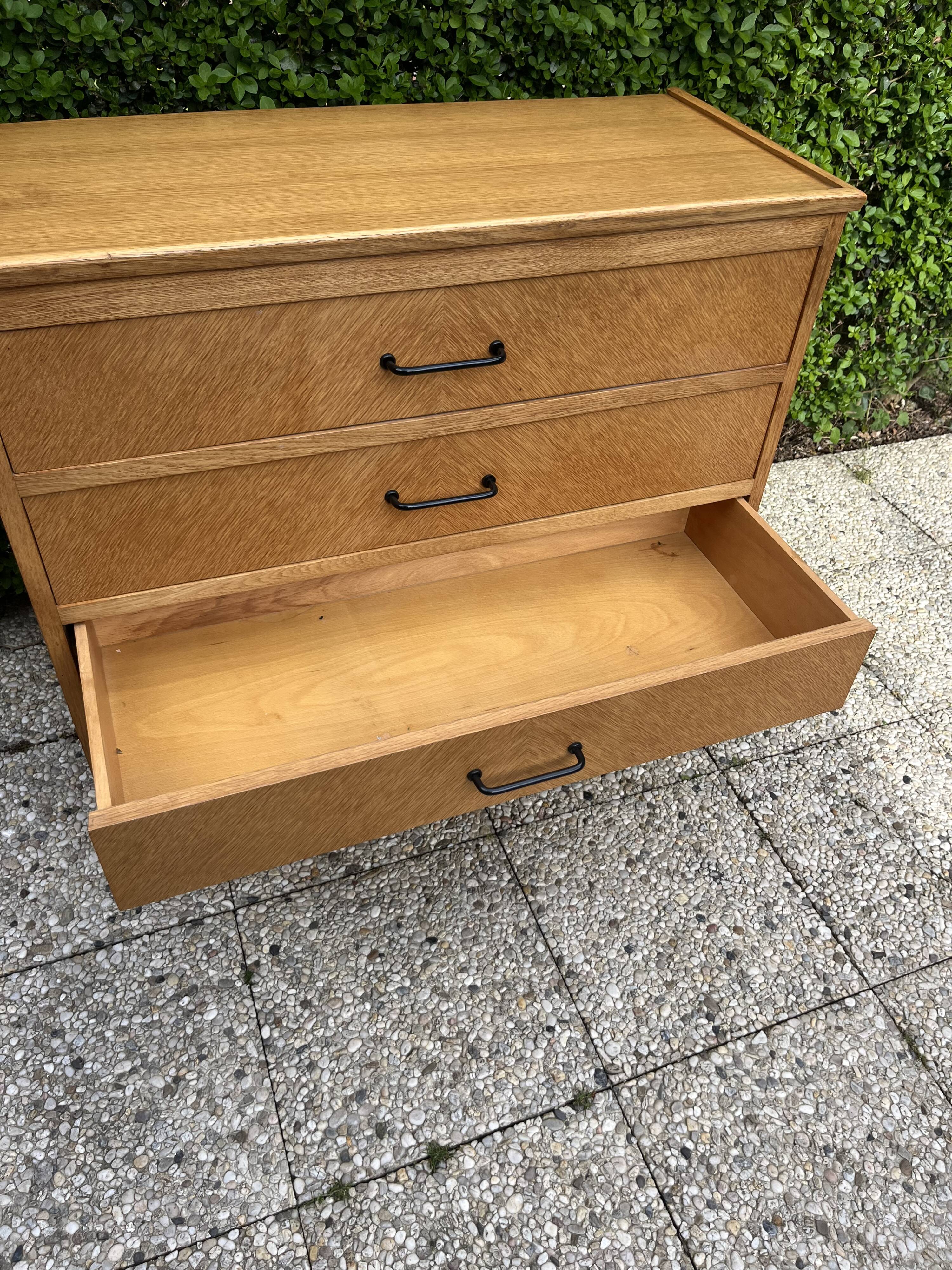 Commode vintage 4 tiroirs chêne clair 1960