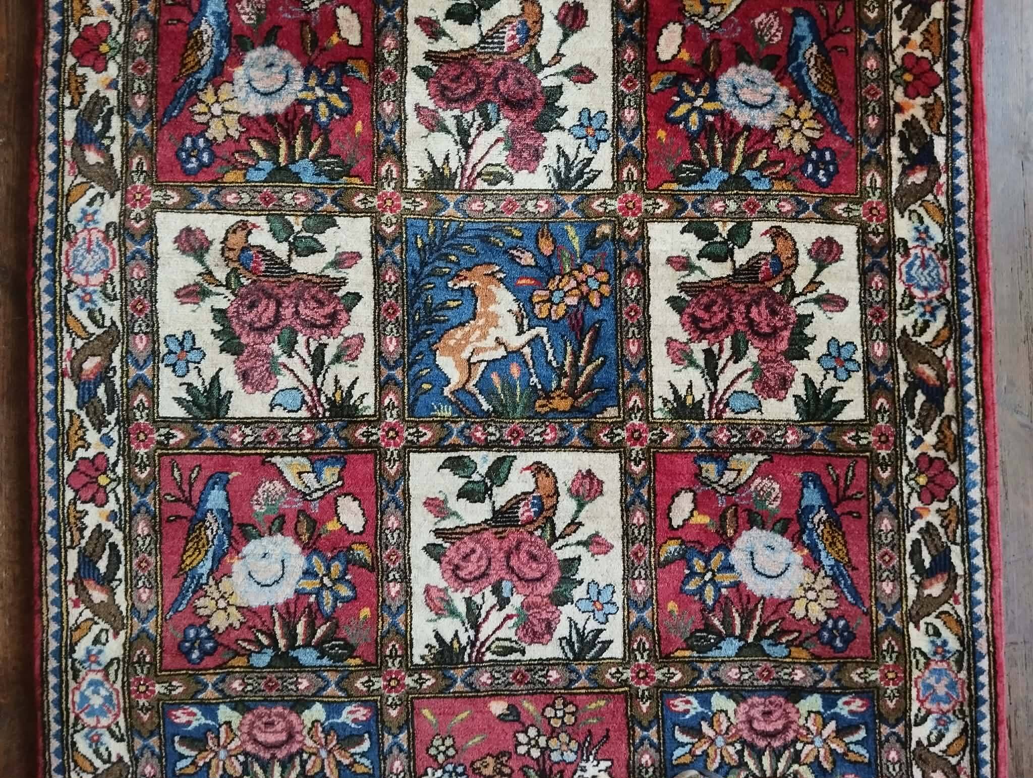 Handmade Bachtiar Djahad Persian rug 160x108cm