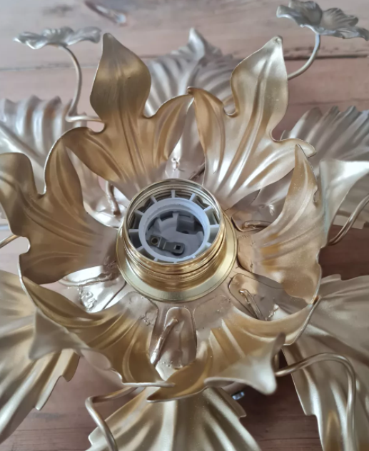 Golden brass flower wall lamp