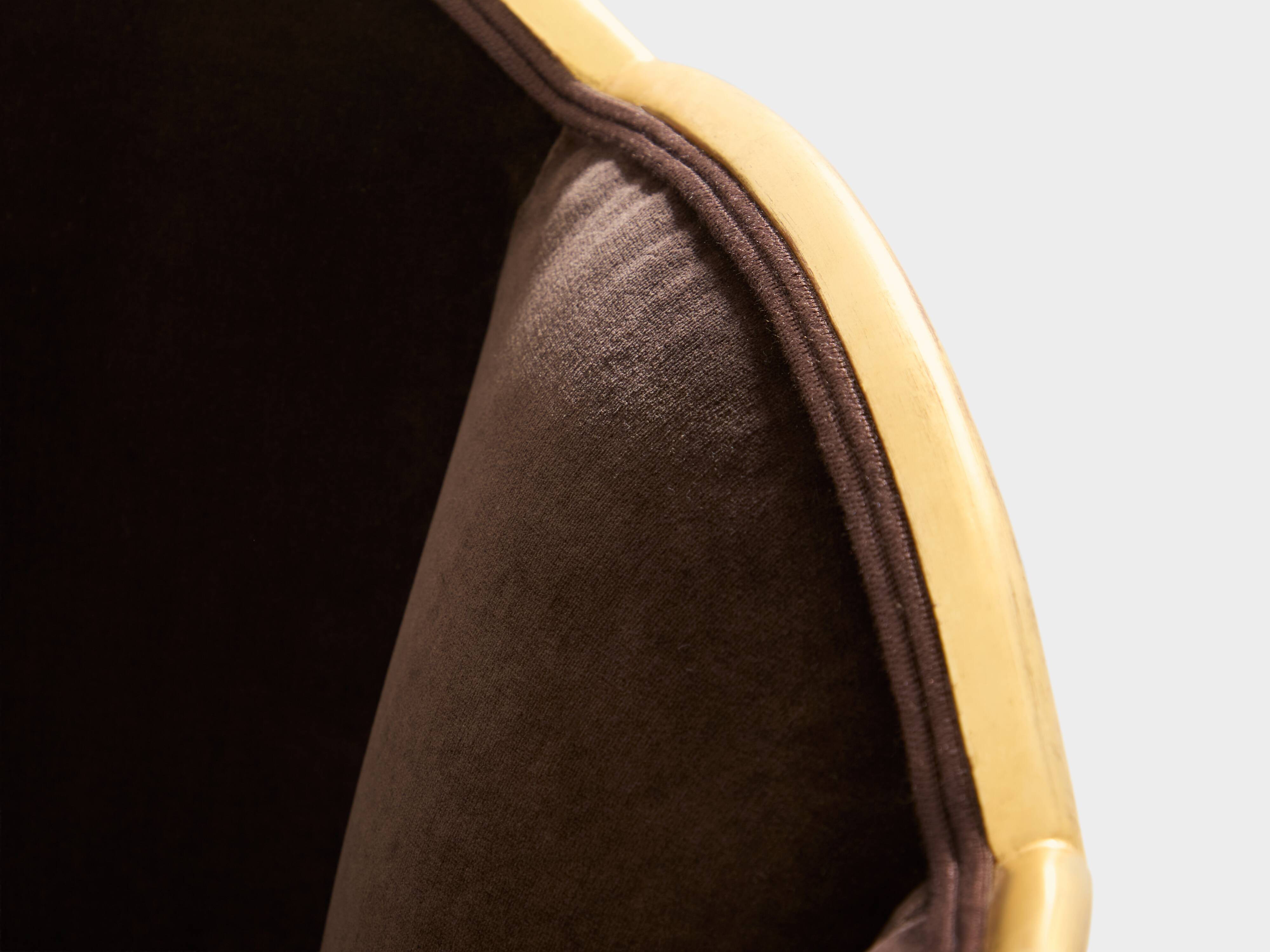 Maurice Dufrène pair of armchairs, gilded wood, brown velvet, 1925.