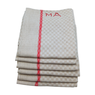 Cotton and linen towels