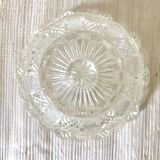 Cloche en verre et plat