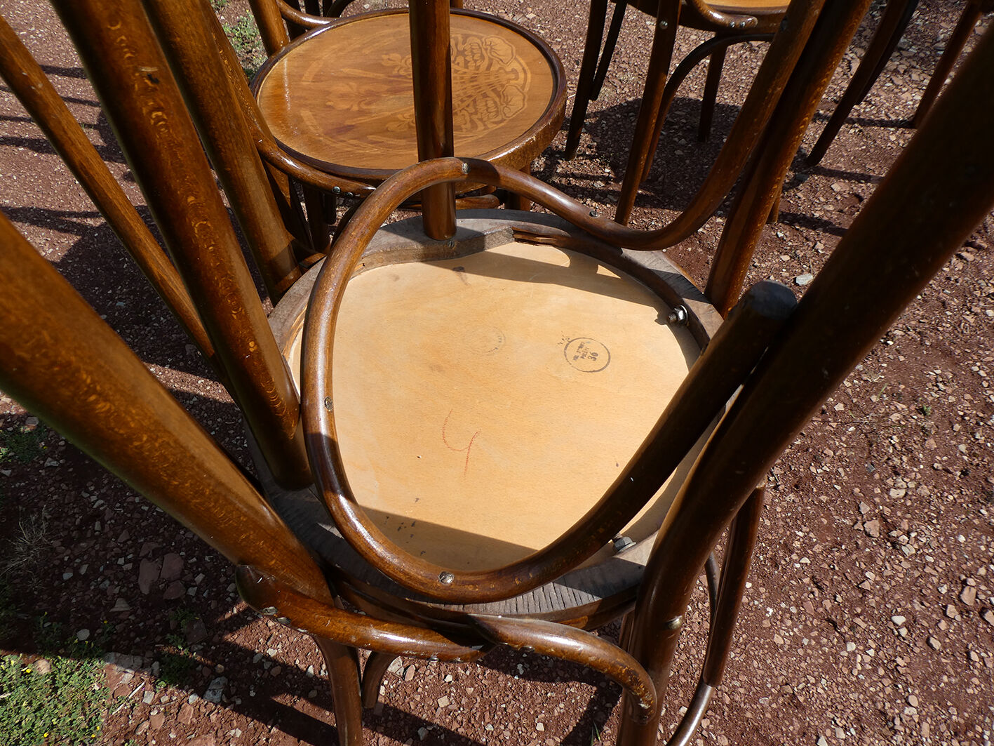 Lot of 8 Art Deco bistro chairs seated screen-printed